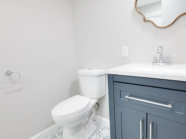 327 Royal Village Dr — Photo 43