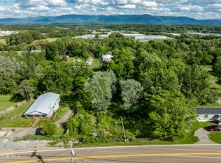 Kingsport Hwy, Greeneville, TN 37745