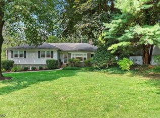 15 Catalpa Rd, Morristown, NJ 07960