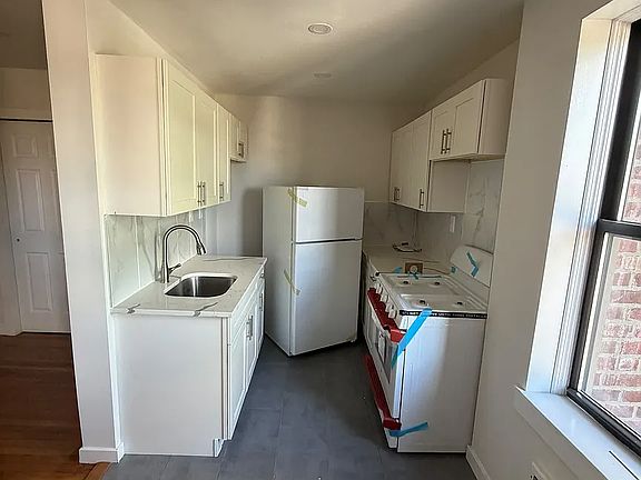 2nd image of 6188 Dry Harbor Rd APT 6B