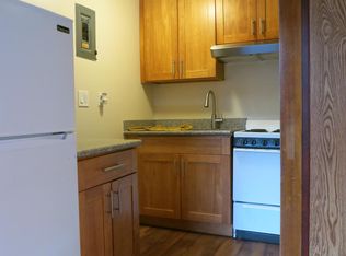 5608 University Way NE #10, Seattle, WA 98105