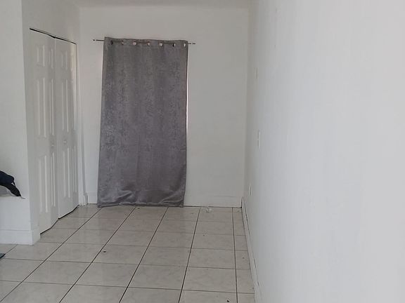 3rd image of 721 E 13th St