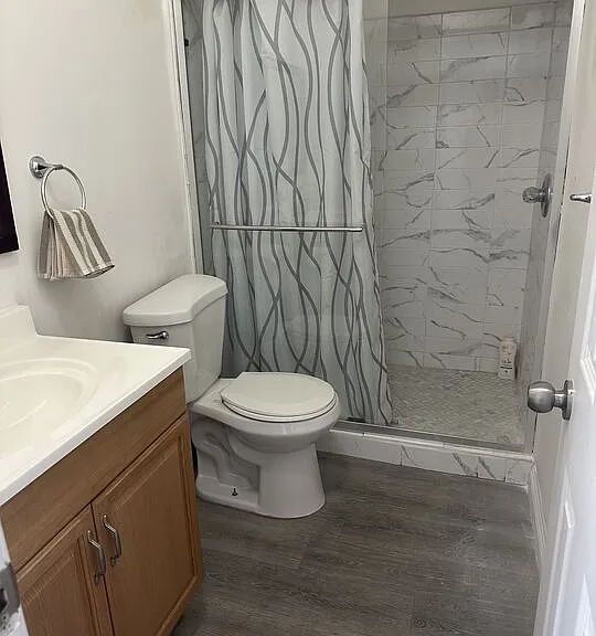 1116 N Ardmore Ave — Photo 9