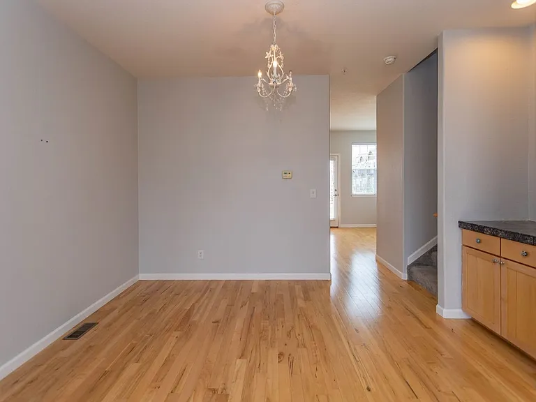 333 E Las Animas St — Photo 7