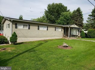 158 Lawn St, Martinsburg, WV 25405