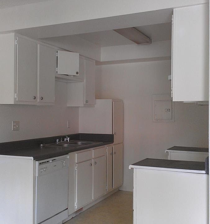 1st image of 17100 Downey Ave APT 14