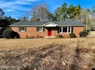 203 Shaw Rd, Hamlet, NC 28345