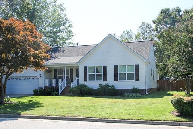 1st image of 909 Lathbury Ct