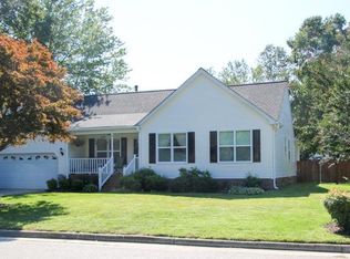 909 Lathbury Ct, Chesapeake, VA 23322