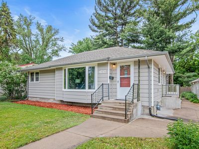 4717 Edgewood Ave N, Crystal, MN, 55428