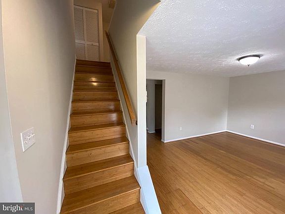 4th image of 7816 Marioak Dr