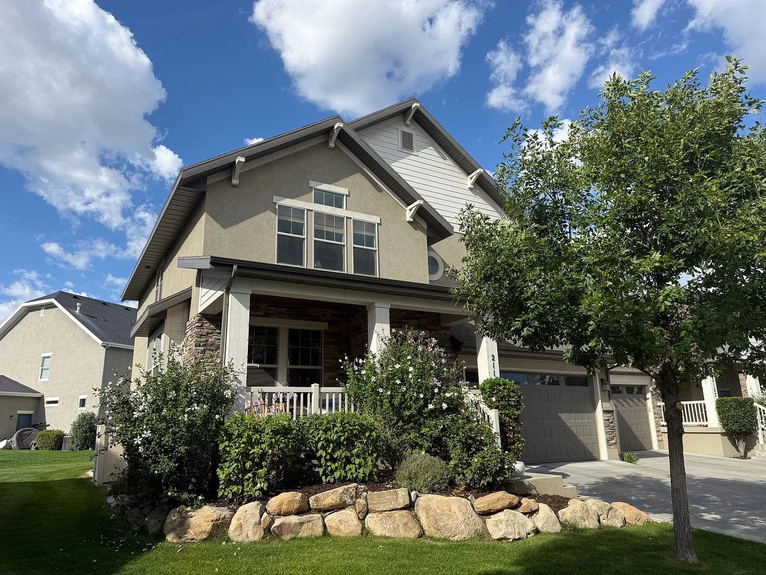 6 bed, 3745 sqft, $3,600 — Photo 2