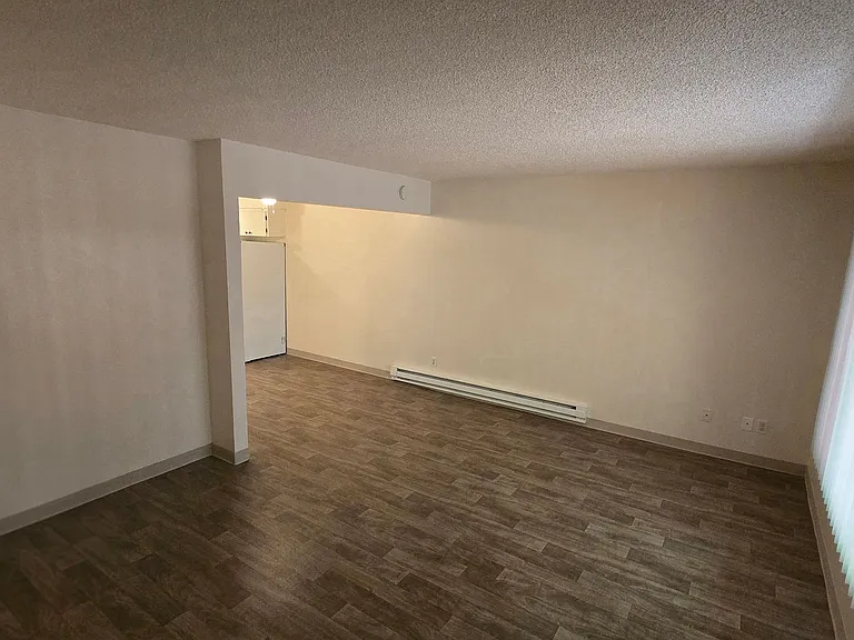 Canterbury Terrace Apartments — Photo 12