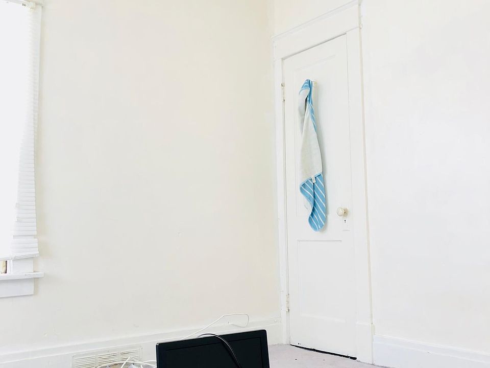 1st image of 72 Fairfield Ave #2