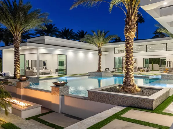 2 Bravo Ct, Rancho Mirage, CA 92270