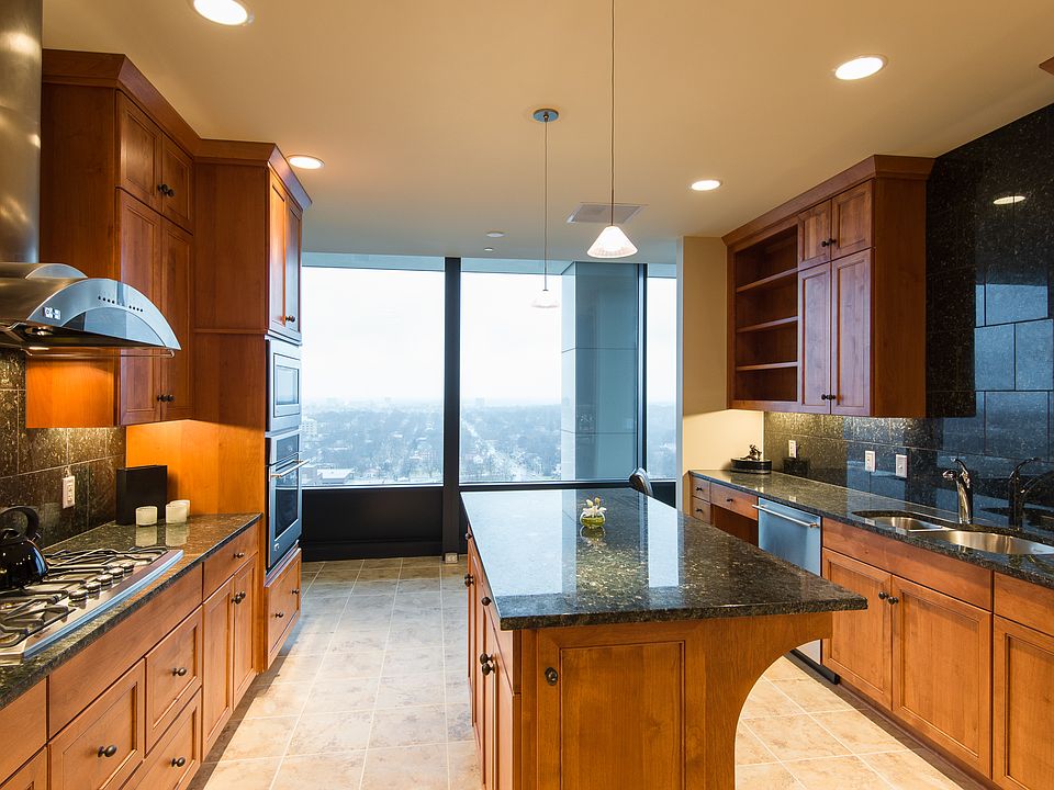 1st image of 700 W 31st St Suite 1704