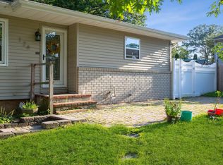 174 Woodlawn Ave, Ronkonkoma, NY 11779