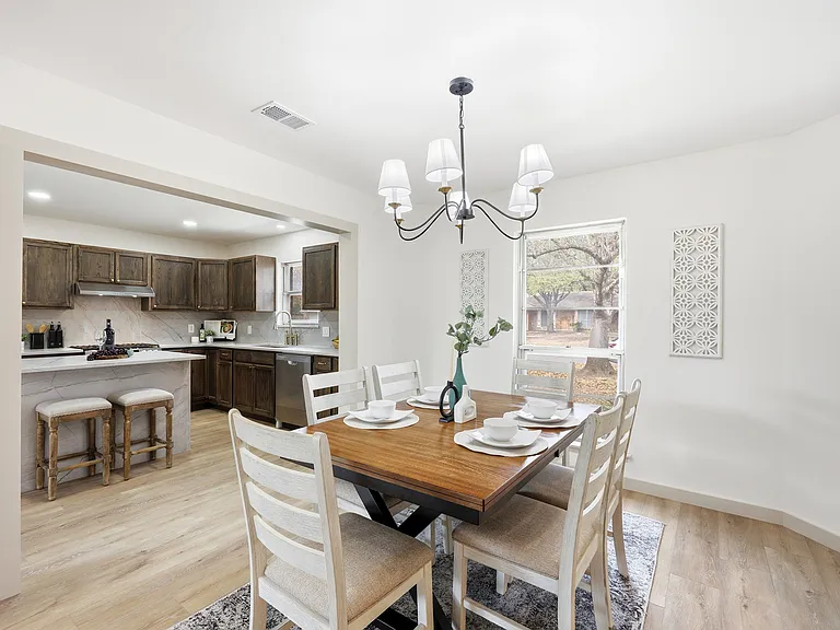 426 Zephyr Dr — Photo 11