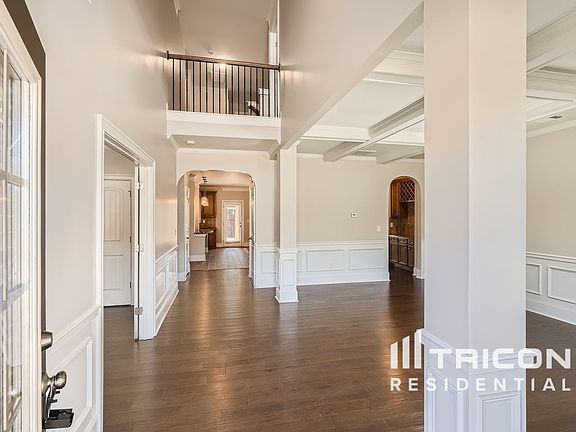 2nd image of 109 Napa Dr