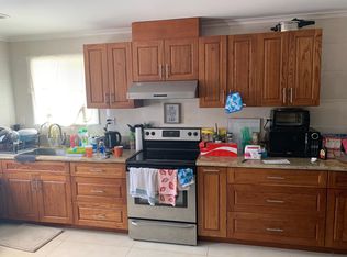 3312 Herbert St, Honolulu, HI 96815
