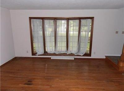 3rd image of 53311 Martin Ln