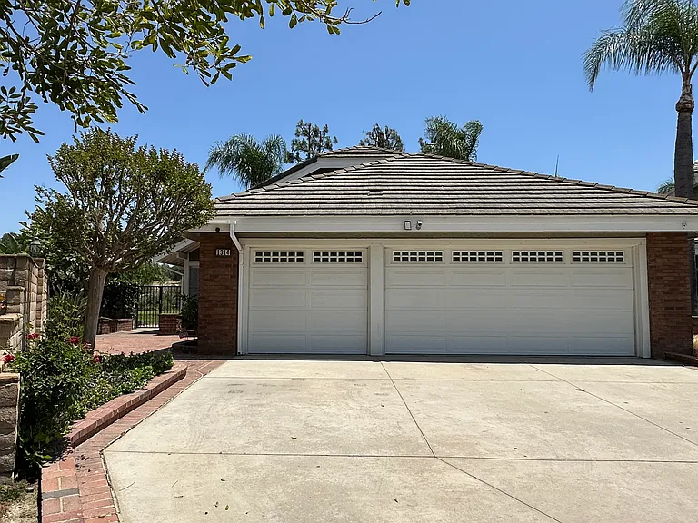 1314 Robert Ct — Photo 12