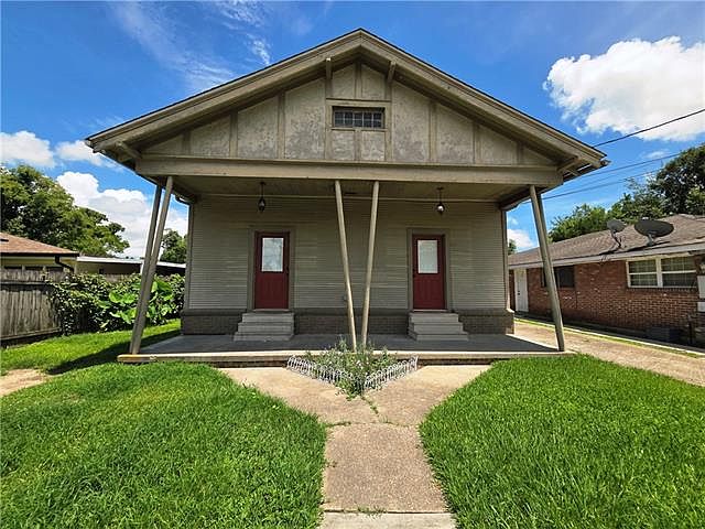 1st image of 2319 Plaza Dr