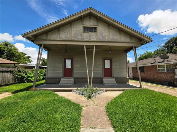 2319 Plaza Dr