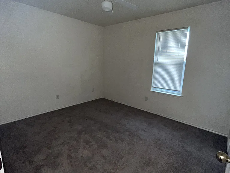 5801 Redstone Dr #A — Photo 11