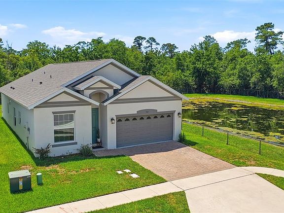 4th image of 802 Reflection Lake Dr