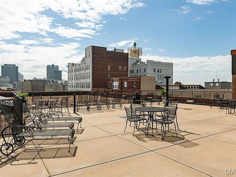 1520 Washington Ave #416 — Photo 9