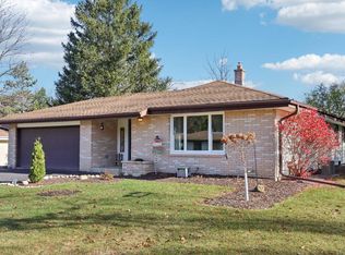 118 Terrace Ln, Hartland, WI 53029