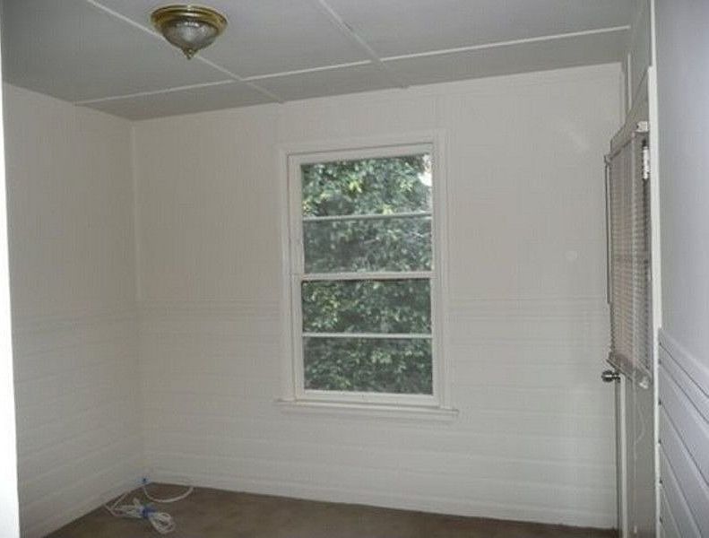 2nd image of 341 Hawthorne St APT 5
