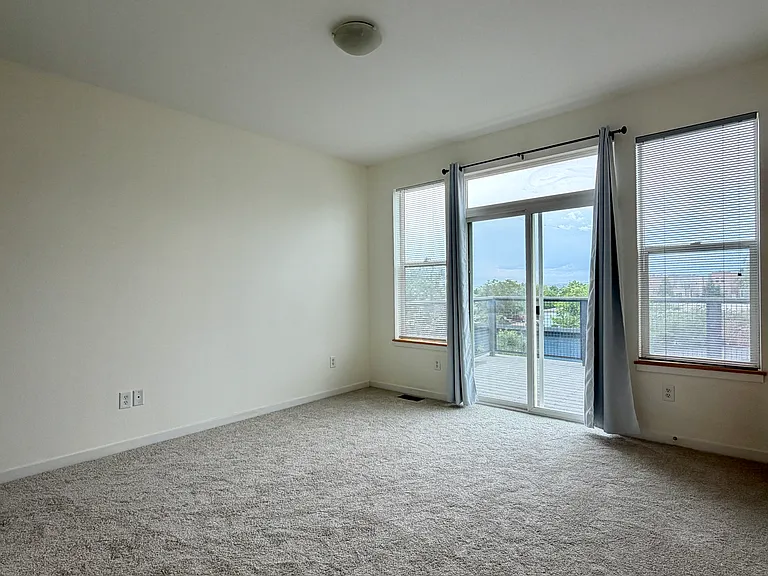 1348 Yellow Pine Ave — Photo 37