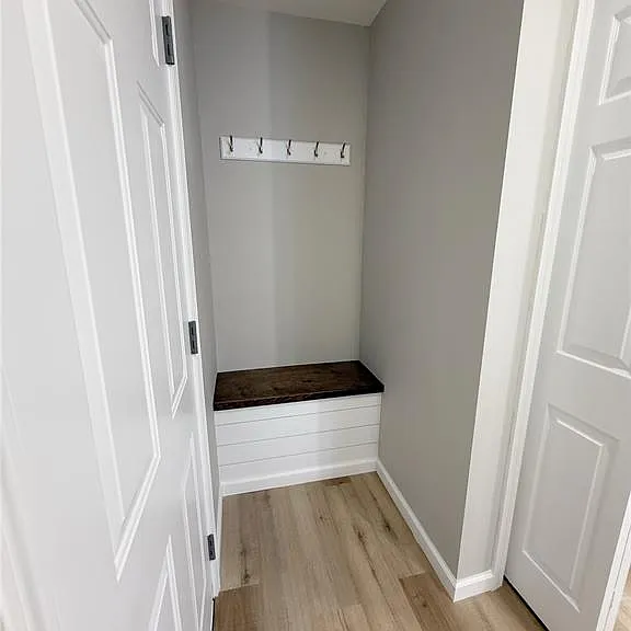 604 N Henderson St — Photo 10