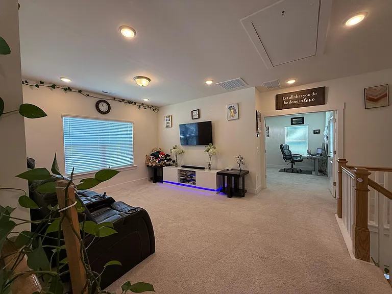 113 Gabbro Pl — Photo 60