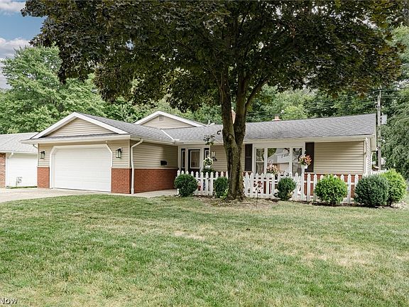2nd image of 4935 Delevan Dr