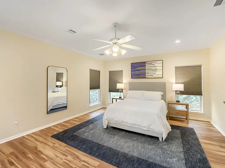 2828 W Holcombe Blvd #I — Photo 21