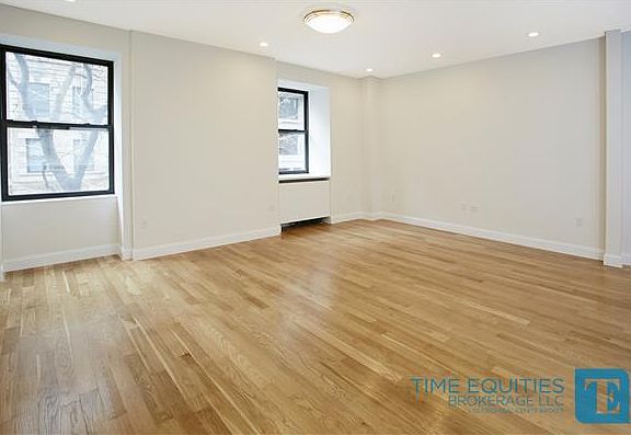4th image of 306 W 97th St APT 21