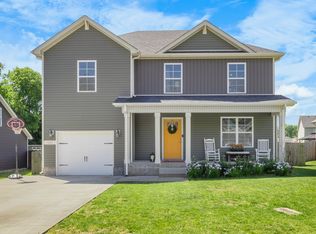 1883 Rains Rd, Clarksville, TN 37042