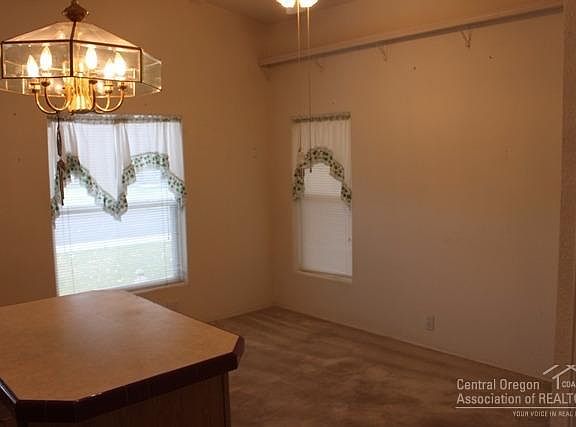5th image of 1549 NE Deedie Ct