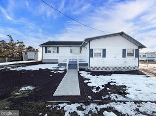 307 E Edgewater Ave, Pleasantville, NJ 08232