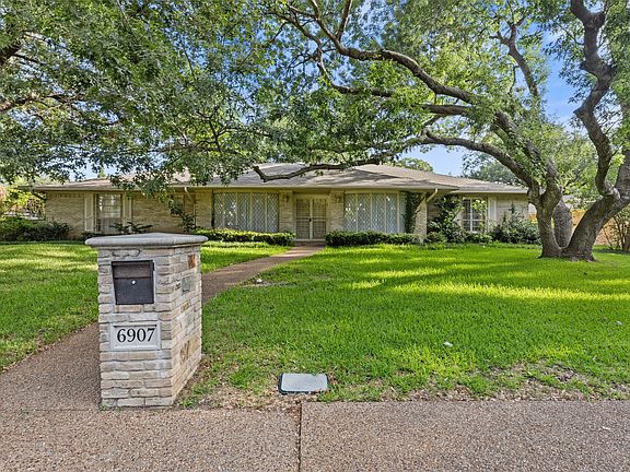 2nd image of 6907 Hillwood Ln
