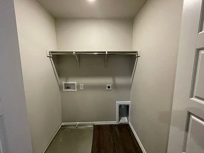13014 Candace Way — Photo 10