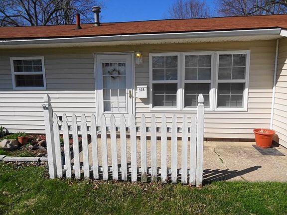 4th image of 508 Stanford Ave
