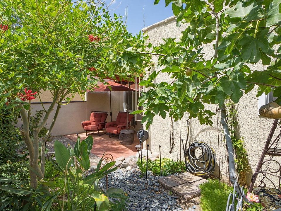 1st image of 4912 N Valle