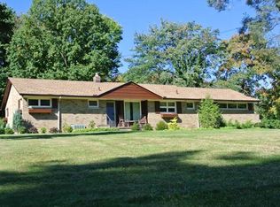 8260 Overlook Ave, Broadview Heights, OH 44147