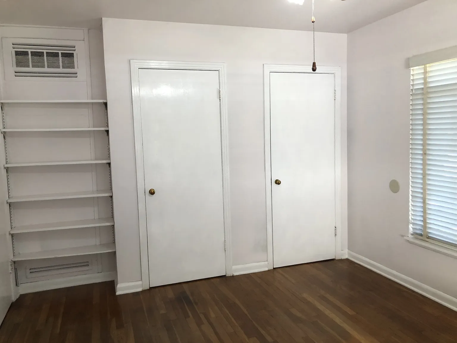 2 bed, 828 sqft, $1,300 — Photo 4