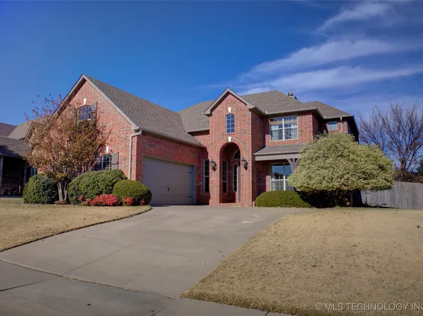 2037 E 134th St S, Bixby, OK 74008