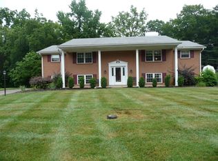 5954 Beechtop Dr, Cincinnati, OH